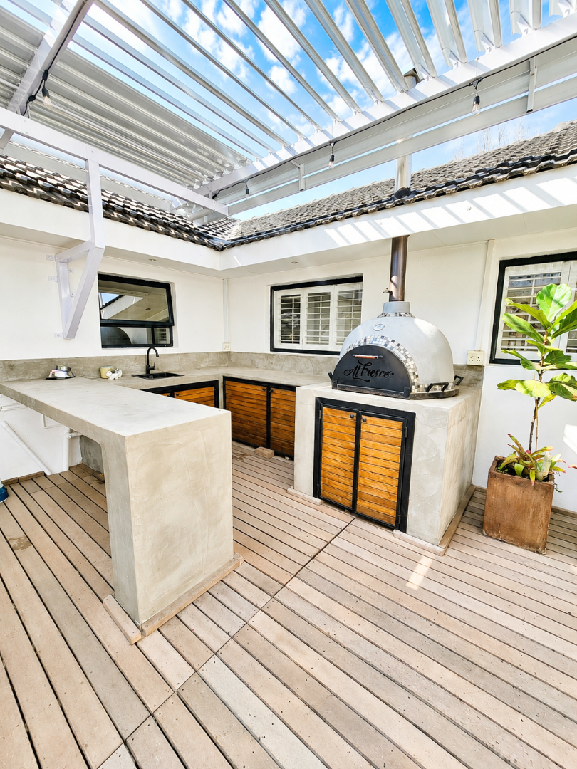 5 Bedroom Property for Sale in Flamwood North West